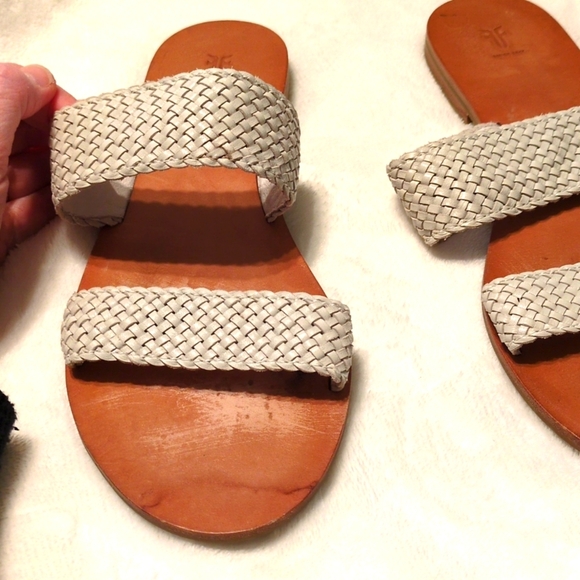 Frye Leather Slides sz 8.5 off white - Picture 5 of 9